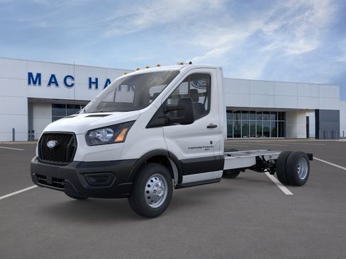New 2026 Ford Transit 350 Low Roof DRW AWD image 4