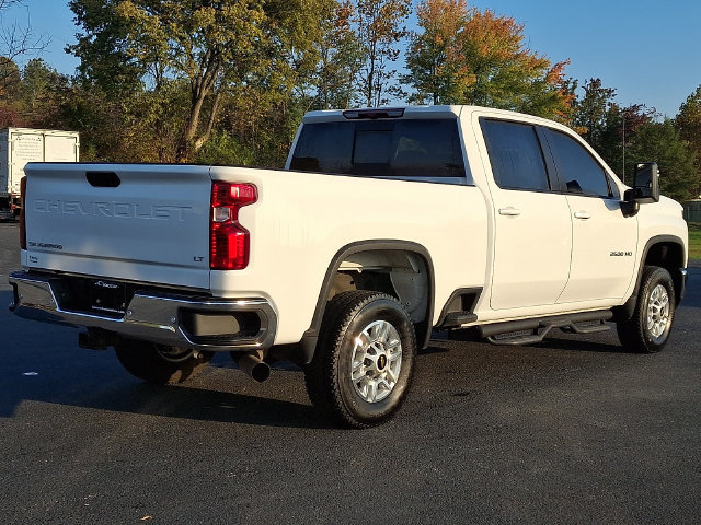Used 2025 Chevrolet Silverado 2500 LT w/ All Star Edition AWD/4WD image 9