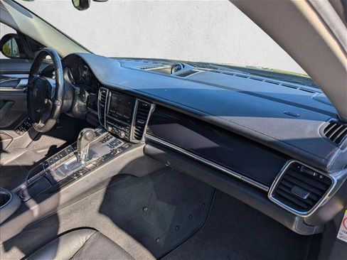 Used 2010 Porsche Panamera S RWD image 28