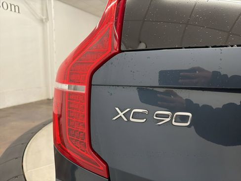 Used 2024 Volvo XC90 T8 Ultimate image 11