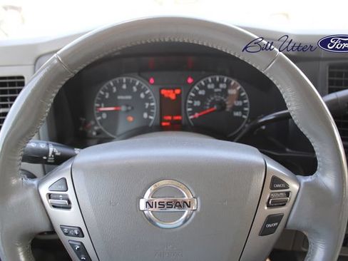 Used 2019 Nissan NV 3500 SL RWD image 18