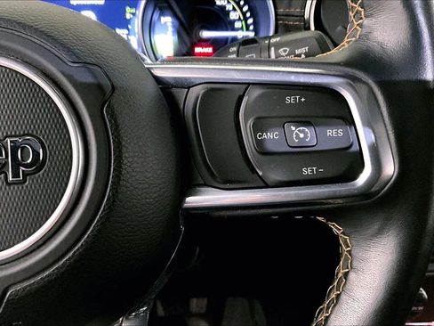 Used 2021 Jeep Wrangler Unlimited Sahara image 18