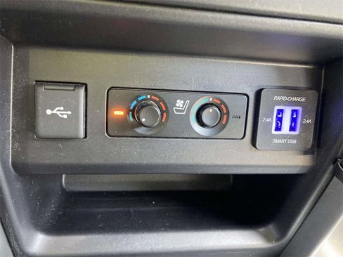 Used 2022 Toyota 4Runner Limited image 16