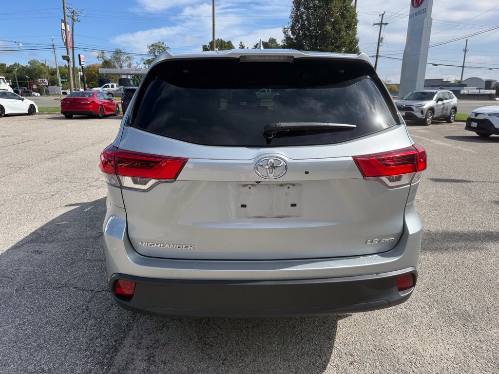 Certified 2019 Toyota Highlander Plus AWD/4WD image 10