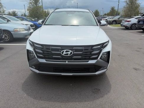 Used 2025 Hyundai Tucson SEL FWD image 3