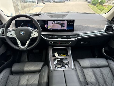 Certified 2023 BMW X7 xDrive40i w/ Premium Package image 14