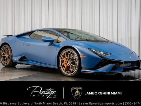 Used 2023 Lamborghini Huracan Tecnica image 1
