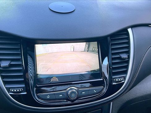 Used 2019 Chevrolet Trax LS FWD image 26