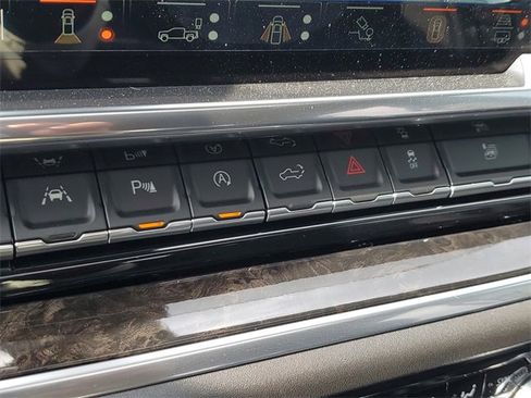 New 2025 GMC Sierra 1500 Elevation w/ Elevation Premium Package image 31