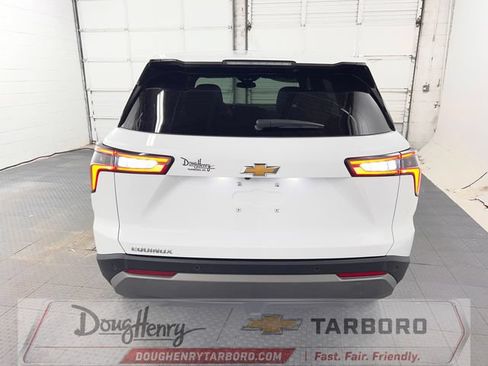 Used 2025 Chevrolet Equinox LT FWD image 7