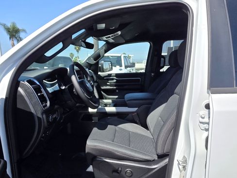 New 2026 RAM 1500 Big Horn AWD/4WD image 11