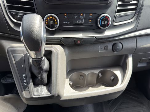 Used 2024 Ford Transit 250 Low Roof w/ Exterior Upgrade Package RWD image 33