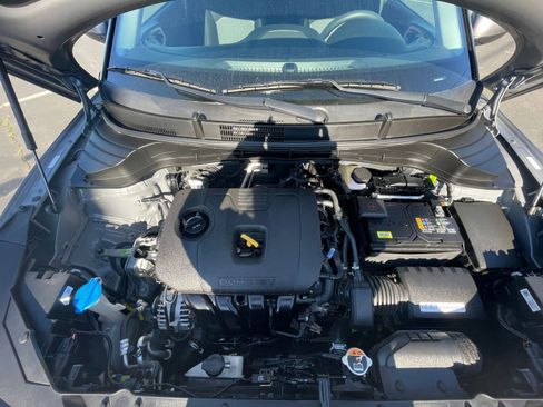 Used 2025 Kia Soul LX w/ LX Technology Package image 30