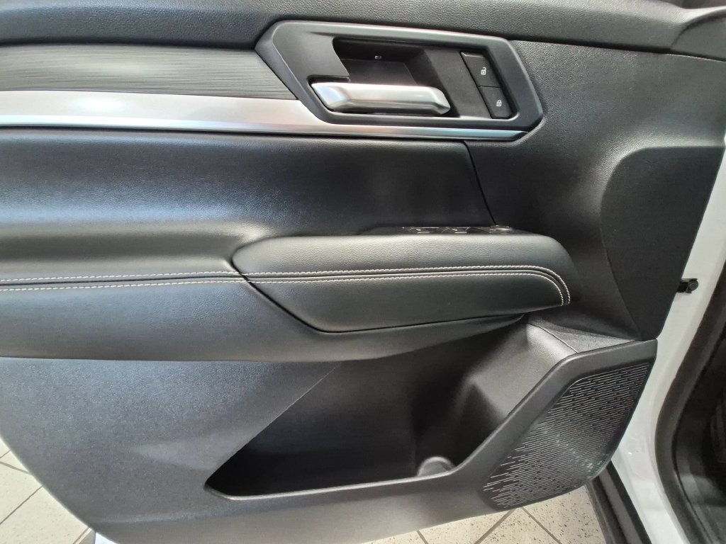 Used 2026 GMC Terrain Elevation FWD image 10