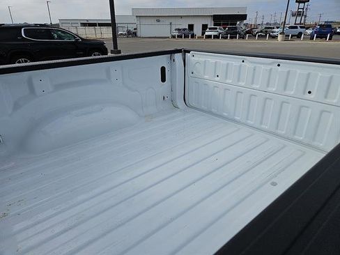 Used 2022 RAM 1500 Laramie image 9