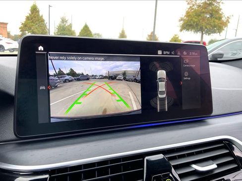 Used 2022 BMW 540i w/ M Sport Package image 26