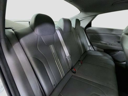 Used 2023 Hyundai Elantra SEL FWD image 25