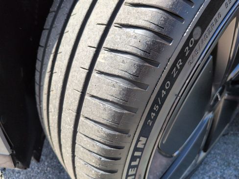 Used 2024 Lucid Air Pure image 12