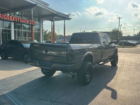 Used 2018 RAM 3500 Laramie w/ Sport Appearance Group AWD/4WD image 3