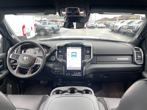 Used 2025 RAM 2500 Laramie image 15