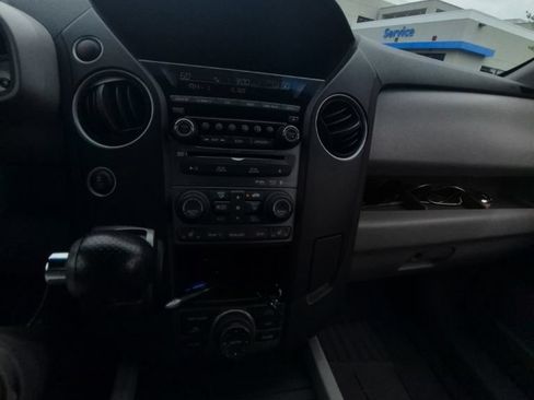 Used 2014 Honda Pilot Touring image 10