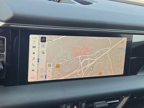 New 2026 Porsche Macan 4 Electric image 16