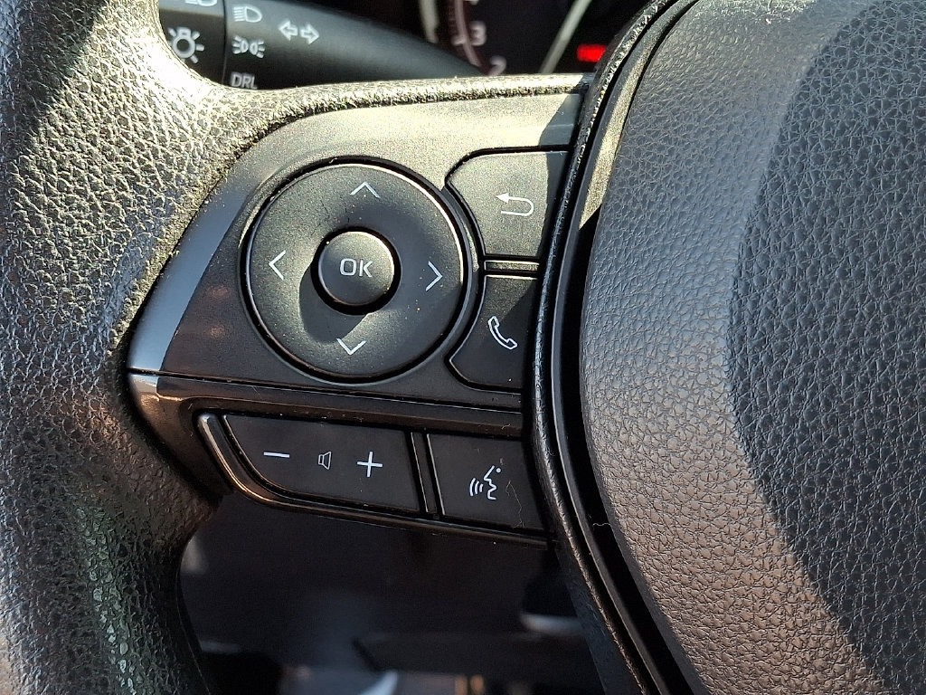 Certified 2025 Toyota RAV4 LE AWD/4WD image 26
