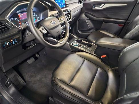 Used 2022 Ford Escape SEL FWD image 10