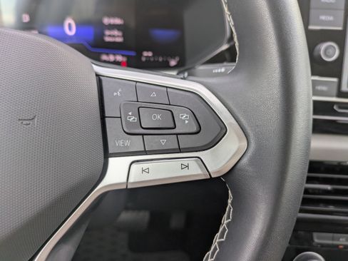Certified 2023 Volkswagen Taos S FWD image 25