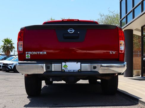 Used 2018 Nissan Frontier SV RWD image 12