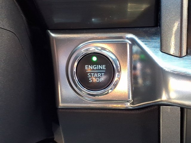 Used 2023 Ford F150 Lariat AWD/4WD image 29