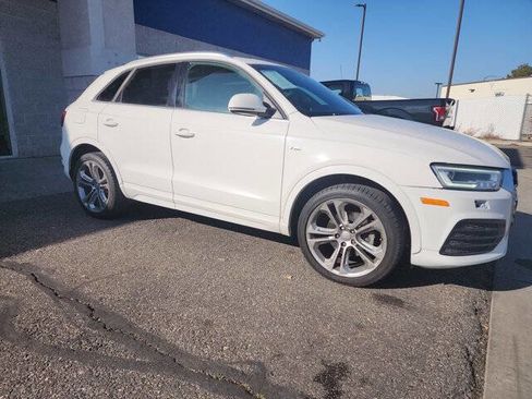 Used 2017 Audi Q3 2.0T Prestige AWD/4WD image 9
