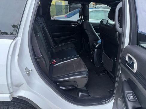 Used 2020 Jeep Grand Cherokee Altitude image 25