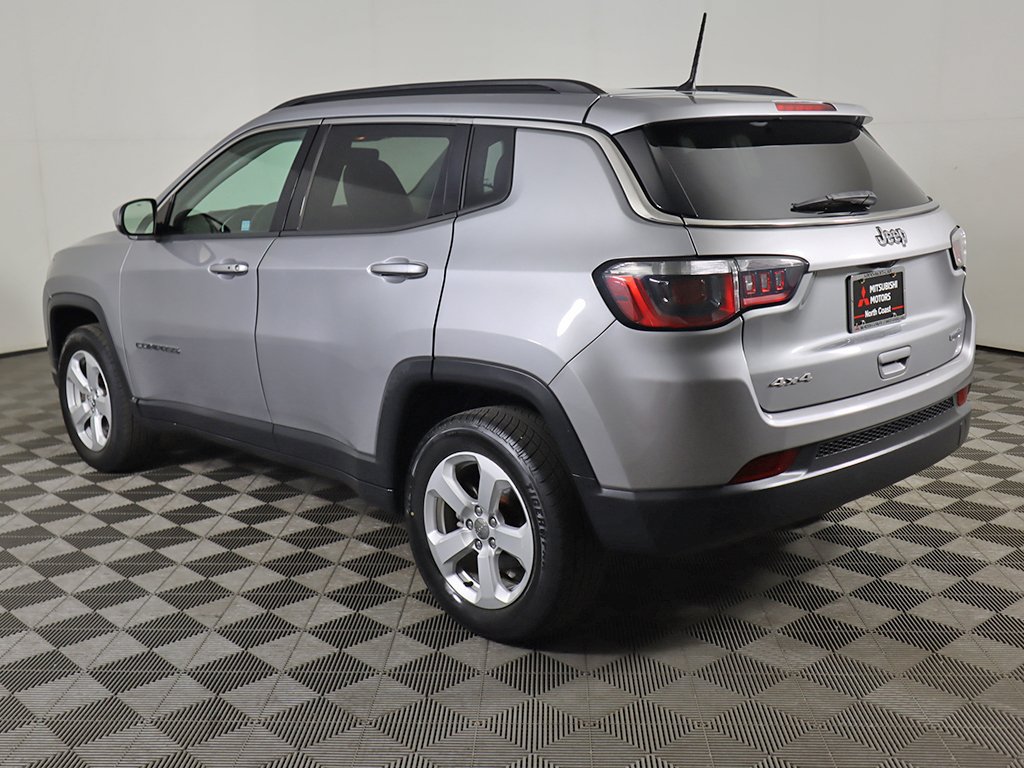 Used 2018 Jeep Compass Latitude AWD/4WD image 6