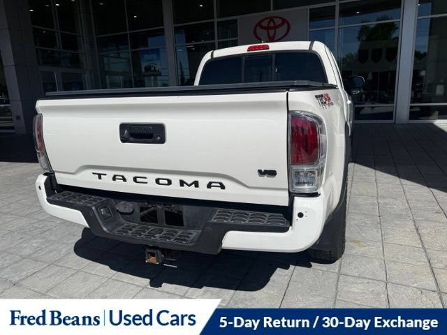 Used 2020 Toyota Tacoma TRD Off-Road w/ TRD Premium Off Road Package AWD/4WD image 9