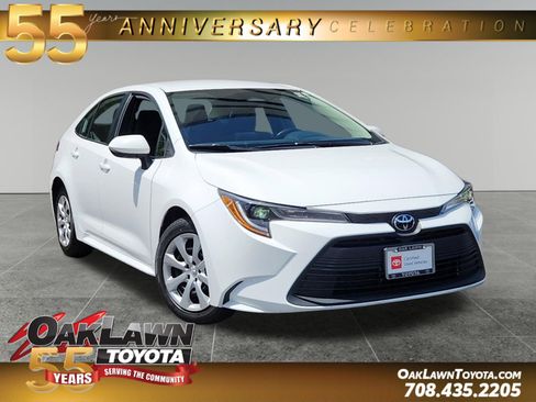 Certified 2024 Toyota Corolla LE FWD image 1