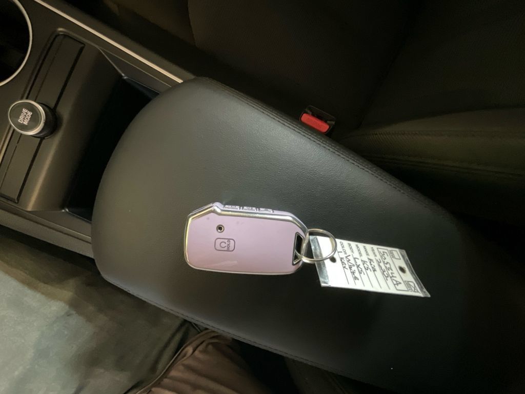 Used 2022 Kia K5 LXS FWD image 32