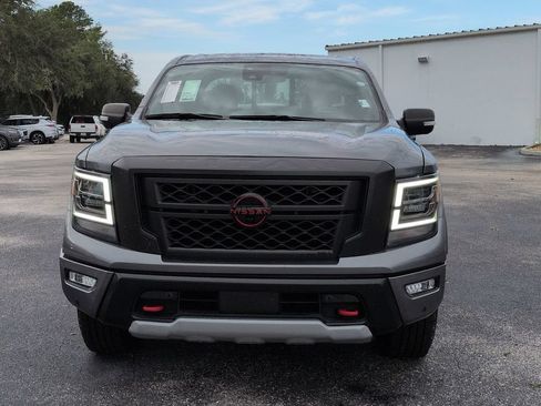 Used 2023 Nissan Titan PRO-4X w/ Pro-4x Convenience Package AWD/4WD image 8