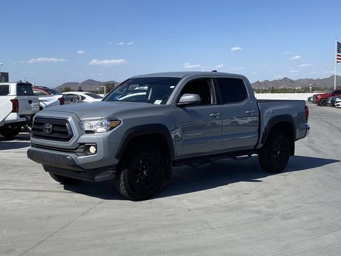 Used 2021 Toyota Tacoma SR5 image 11
