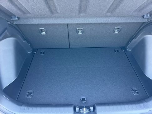 New 2025 Hyundai Venue SEL image 15