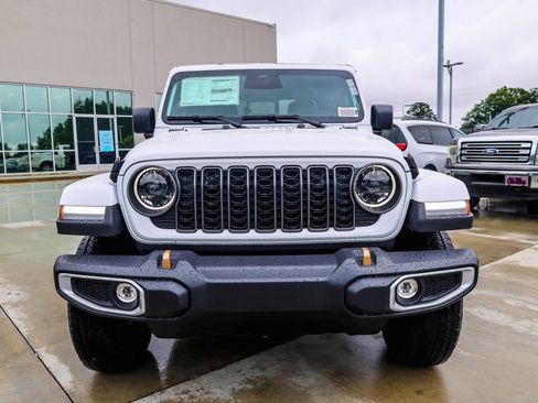 New 2026 Jeep Gladiator Mojave AWD/4WD image 5