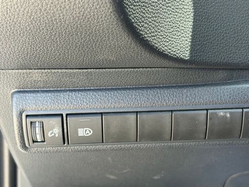 Used 2024 Toyota Corolla LE FWD image 6