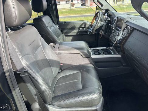 Used 2013 Ford F250 Platinum image 13