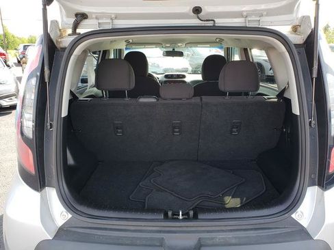 Used 2016 Kia Soul FWD image 5