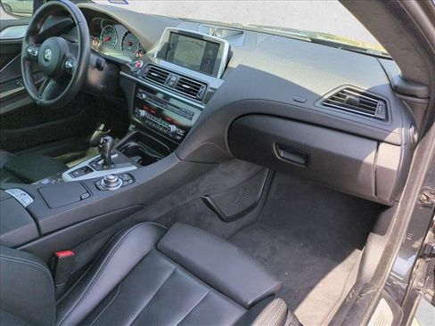Used 2013 BMW M6 Coupe RWD image 21