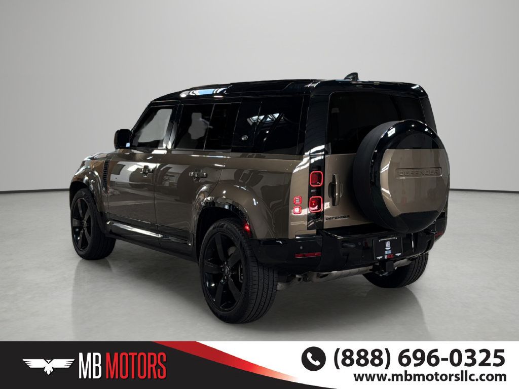 Used 2024 Land Rover Defender 110 X-Dynamic SE AWD/4WD image 3