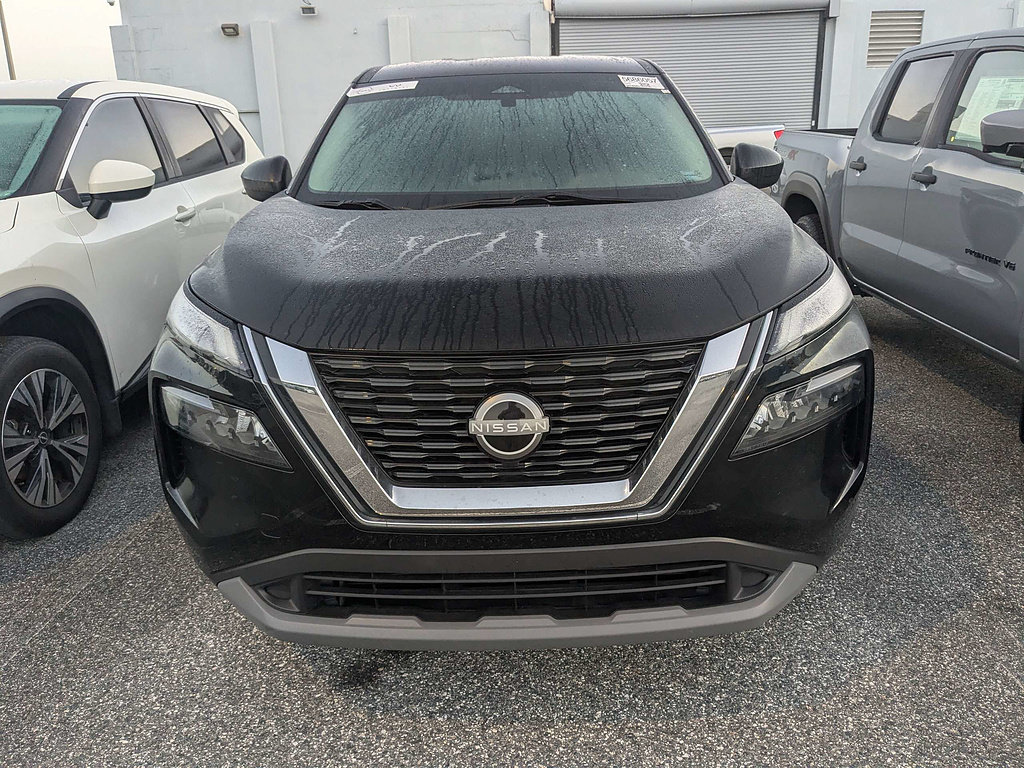 Certified 2023 Nissan Rogue S AWD/4WD image 3