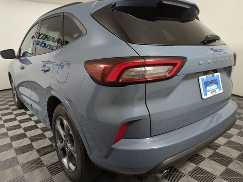 Used 2024 Ford Escape ST-Line FWD image 2