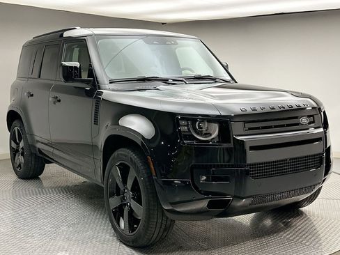 New 2026 Land Rover Defender 110 X-Dynamic SE image 7