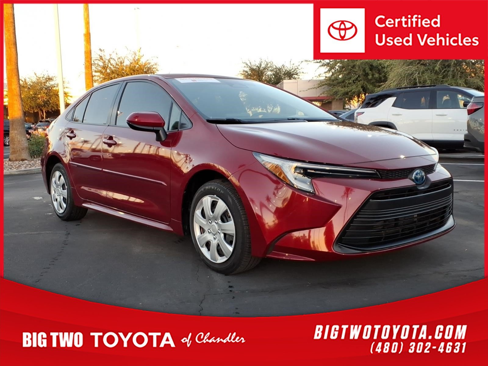 Certified 2025 Toyota Corolla LE FWD image 1